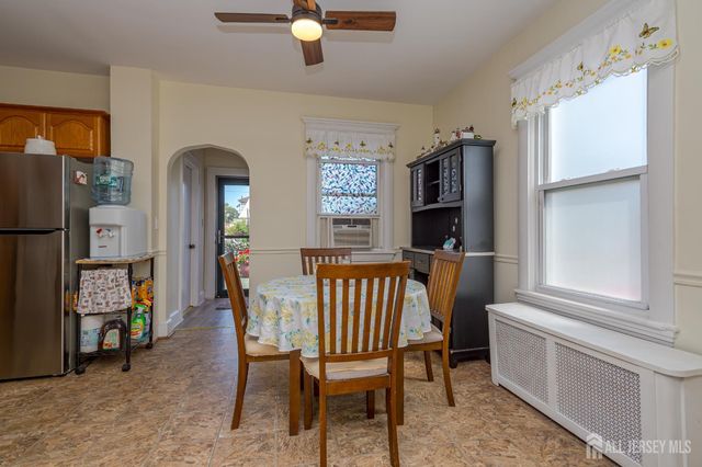 20 S 1st Street S, Fords, NJ 08863