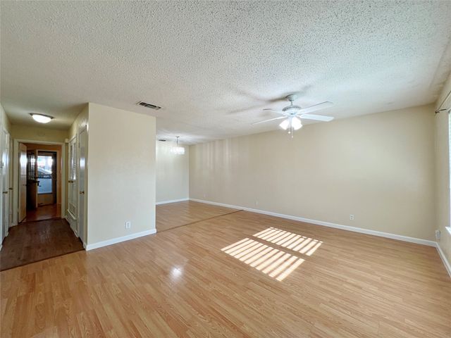 4429 Altamesa Boulevard, Fort Worth, TX 76133