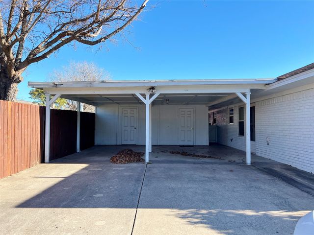 4429 Altamesa Boulevard, Fort Worth, TX 76133