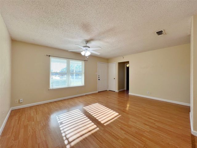 4429 Altamesa Boulevard, Fort Worth, TX 76133