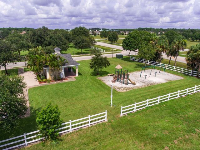 1598 78th Avenue, Vero Beach, FL 32966