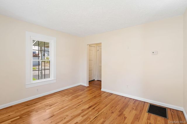 1 Second Street, Walden, NY 12586