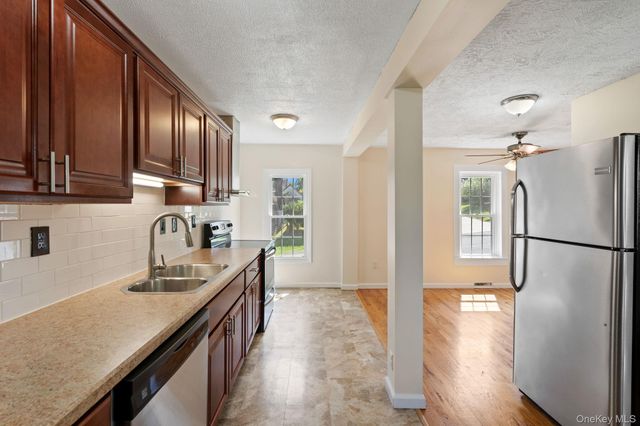 1 Second Street, Walden, NY 12586