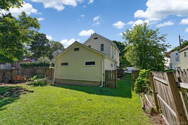 1 Second Street, Walden, NY 12586