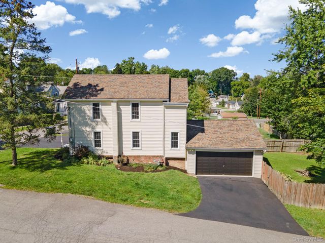 1 Second Street, Walden, NY 12586