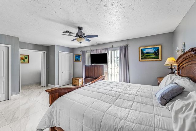 1539 HIGHCREST CIRCLE, Valrico, FL 33596