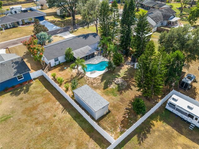 1539 HIGHCREST CIRCLE, Valrico, FL 33596