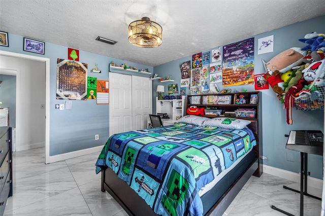 1539 HIGHCREST CIRCLE, Valrico, FL 33596