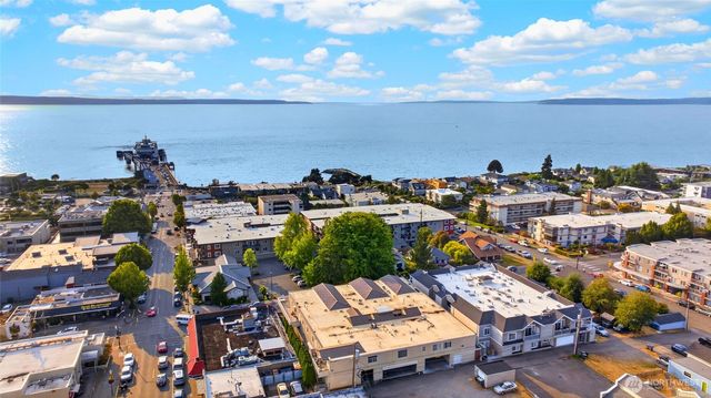 115 3rd Avenue N, Edmonds, WA 98020