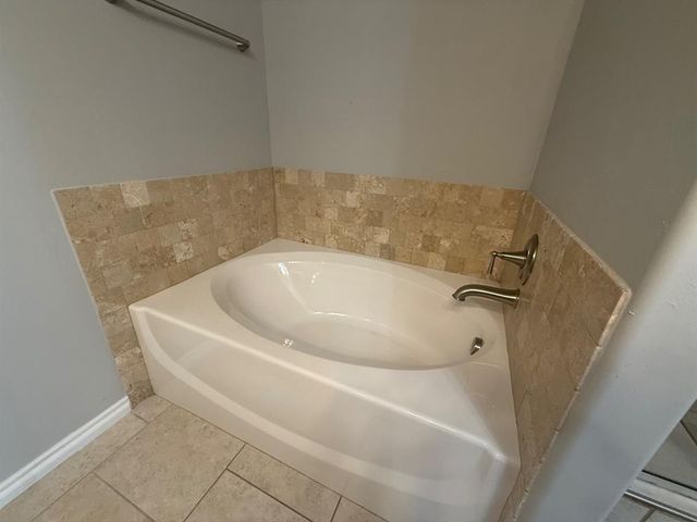 6605 NW 158th Street, Edmond, OK 73013