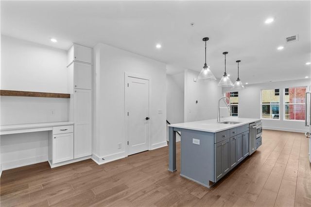 201 New Street 2304, Decatur, GA 30030