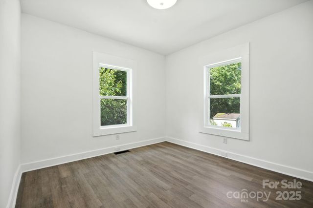 610 Pinewood Avenue, Salisbury, NC 28146