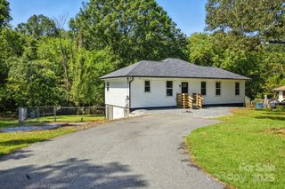 610 Pinewood Avenue, Salisbury, NC 28146