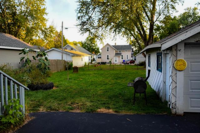 1011 W OKLAHOMA STREET, Appleton, WI 54914