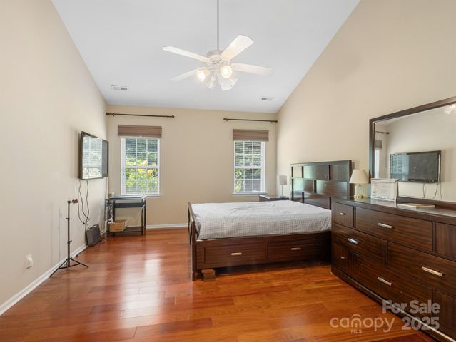 9903 Southampton Commons Drive, Charlotte, NC 28277