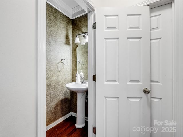 9903 Southampton Commons Drive, Charlotte, NC 28277