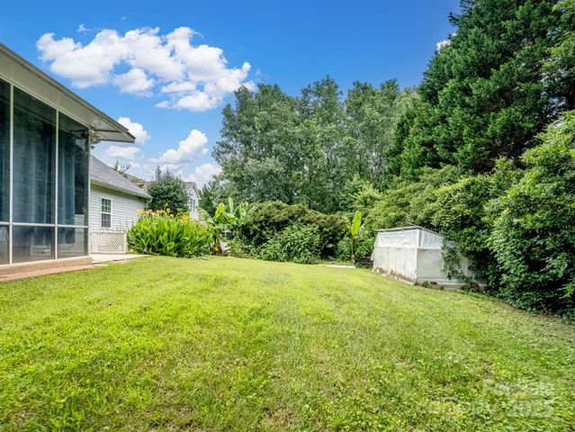 9903 Southampton Commons Drive, Charlotte, NC 28277