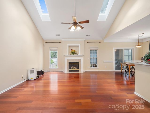 9903 Southampton Commons Drive, Charlotte, NC 28277