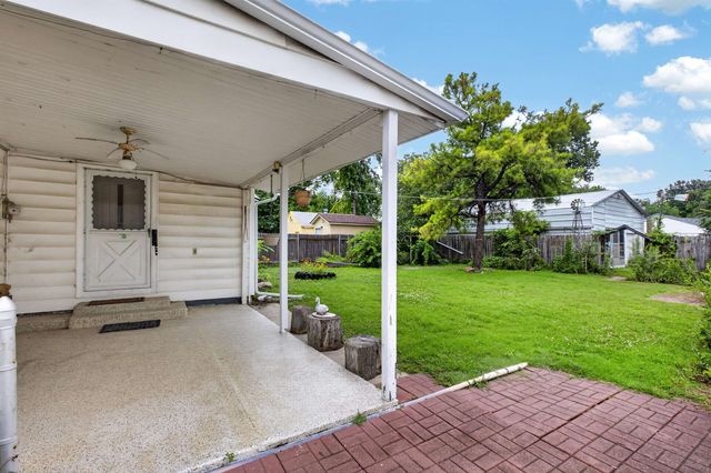 1034 S Vine St, Wichita, KS 67213