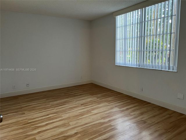 9311 Orange Grove Dr 110, Davie, FL 33324