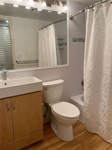 9311 Orange Grove Dr 110, Davie, FL 33324