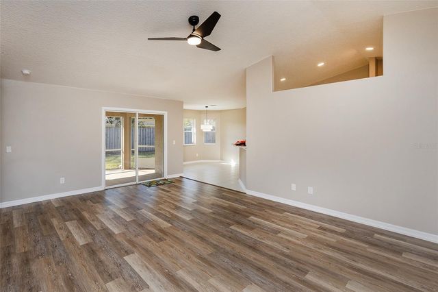 9 SLIPPER FLOWER PATH E, Palm Coast, FL 32164