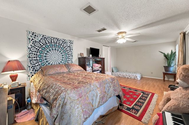2721 Vancouver Street, Irving, TX 75062