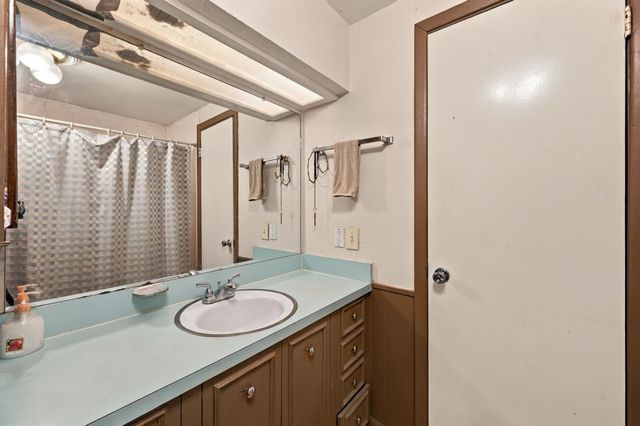 2721 Vancouver Street, Irving, TX 75062