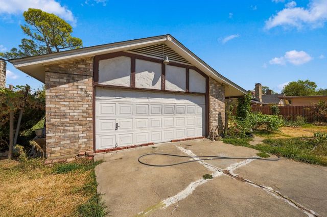 2721 Vancouver Street, Irving, TX 75062