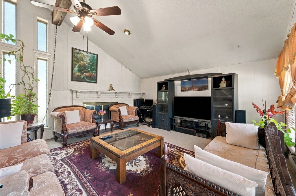2721 Vancouver Street, Irving, TX 75062 — photo 4
