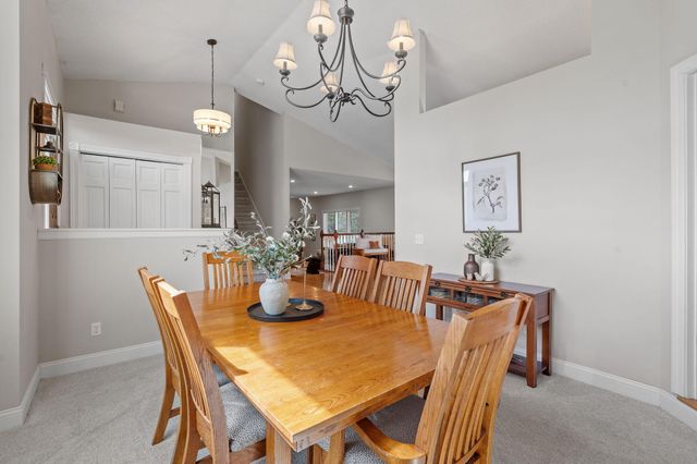 11239 Apennine Way, Inver Grove Heights, MN 55077