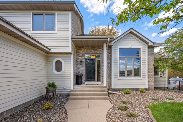 11239 Apennine Way, Inver Grove Heights, MN 55077
