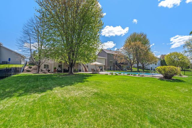 11239 Apennine Way, Inver Grove Heights, MN 55077