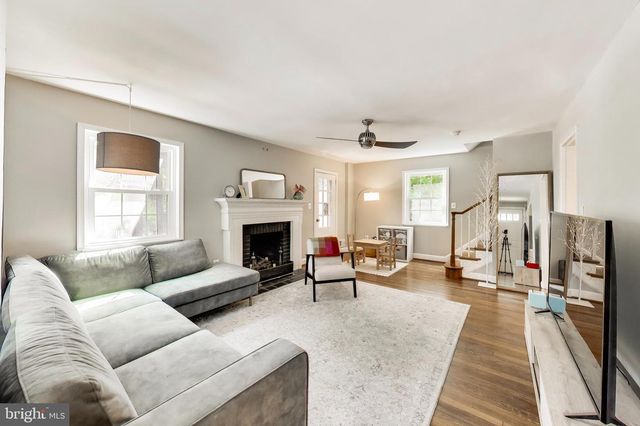 6100 27TH ST N, Arlington, VA 22207