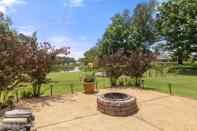 1977 Tara Lakes Drive, Hernando, MS 38632