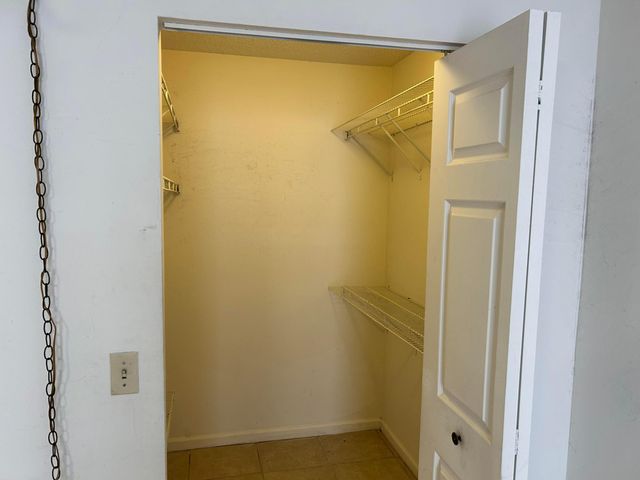 1500 N Congress Avenue B54, West Palm Beach, FL 33401