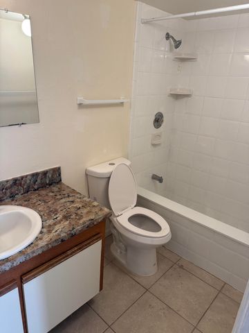 1500 N Congress Avenue B54, West Palm Beach, FL 33401