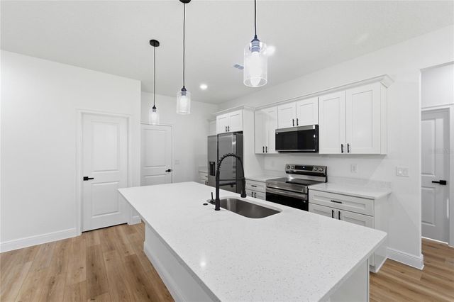 13695 SW 40TH CIRCLE, Ocala, FL 34473