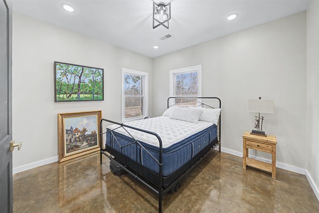 5439 HINES GIN RD, Selmer, TN 38375