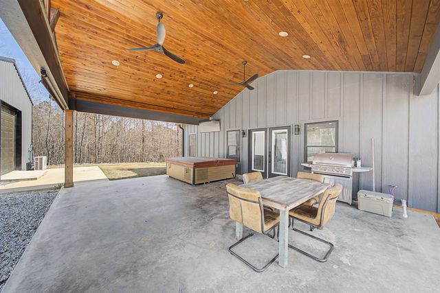 5439 HINES GIN RD, Selmer, TN 38375