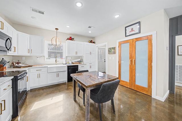 5439 HINES GIN RD, Selmer, TN 38375