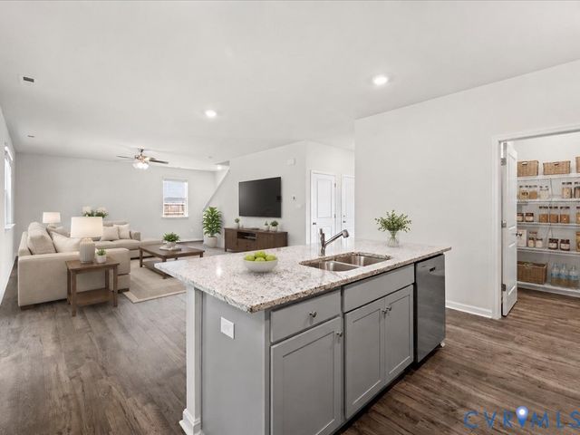 11085 Chappell Creek Cir, North Prince George, VA 23860