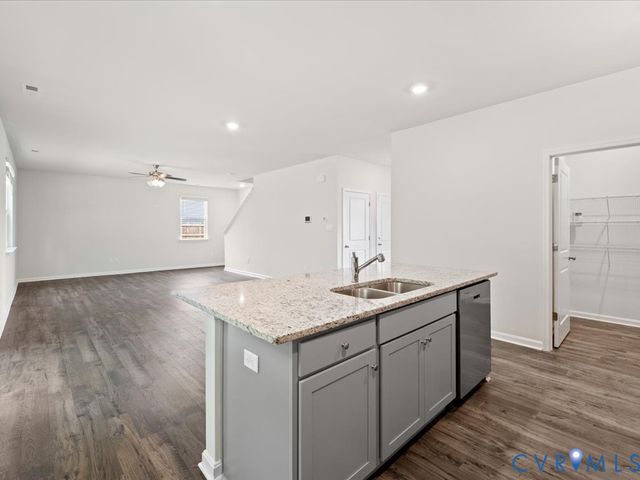 11085 Chappell Creek Cir, North Prince George, VA 23860