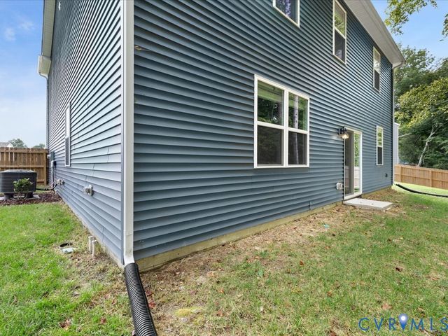 11085 Chappell Creek Cir, North Prince George, VA 23860