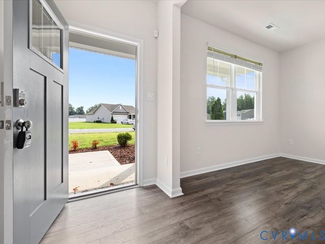 11085 Chappell Creek Cir, North Prince George, VA 23860