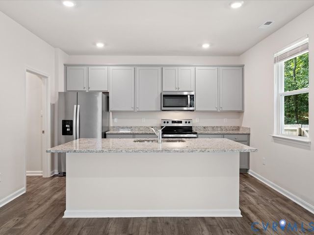 11085 Chappell Creek Cir, North Prince George, VA 23860
