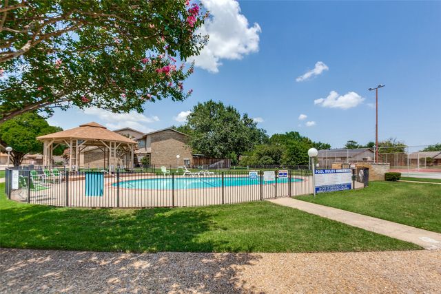 3102 Eastpark Drive, Garland, TX 75044