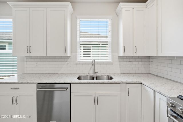 73 CURVED BAY Trail, Ponte Vedra, FL 32081