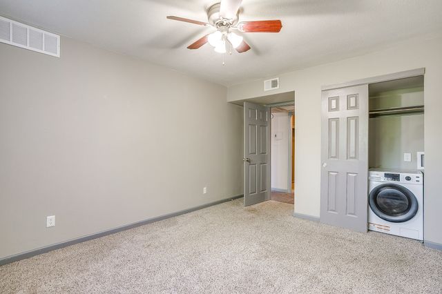 3870 Tulsa Way 12, Fort Worth, TX 76107
