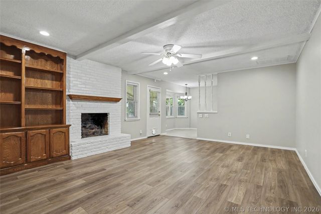 7132 S 76th East Avenue, Tulsa, OK 74133